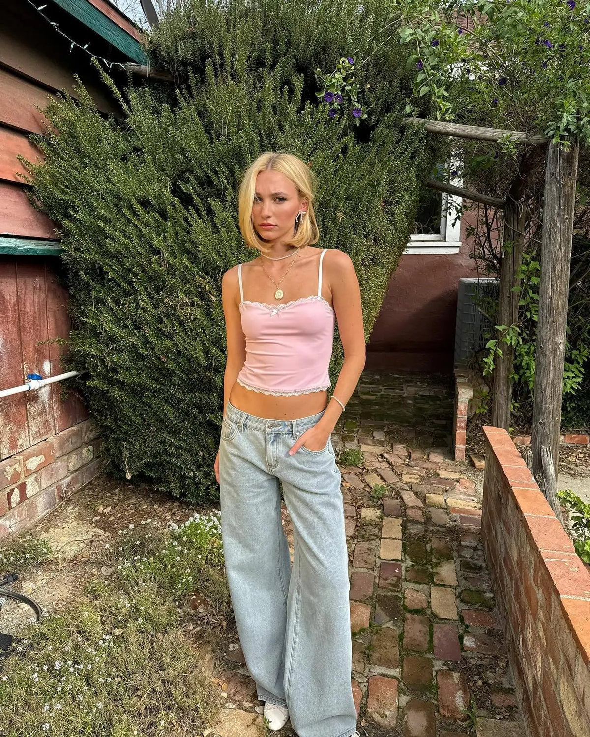 Bow Embroidered Wide Leg Jeans High Waisted Straight Leg Pants