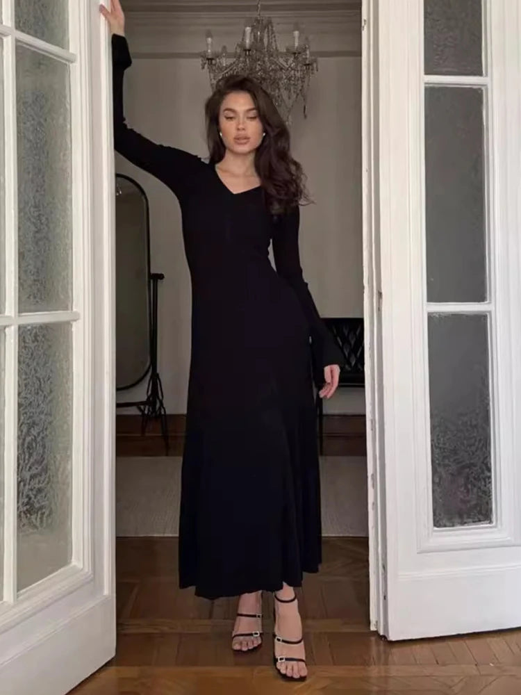 Retro V Neck Knitted Dress for Autumn Winter Rib Sweater Long Dress Bodycon Flare Sleeve Clothes Lady