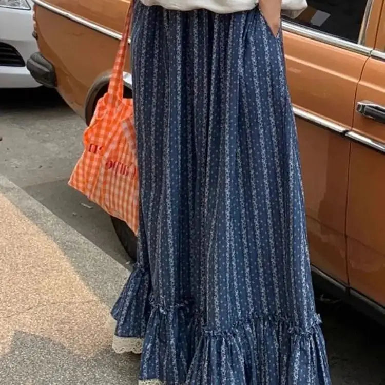 Retro Skirt Blue White Striped Autumn New Style Niche Temperament High Waist Slimming Seaside Atmosphere Skirt