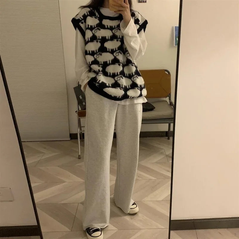 New Harajuku Sheep Print Vest Sweater Kawaii Black Crewneck Knitwear Korean Graphic College Clothes
