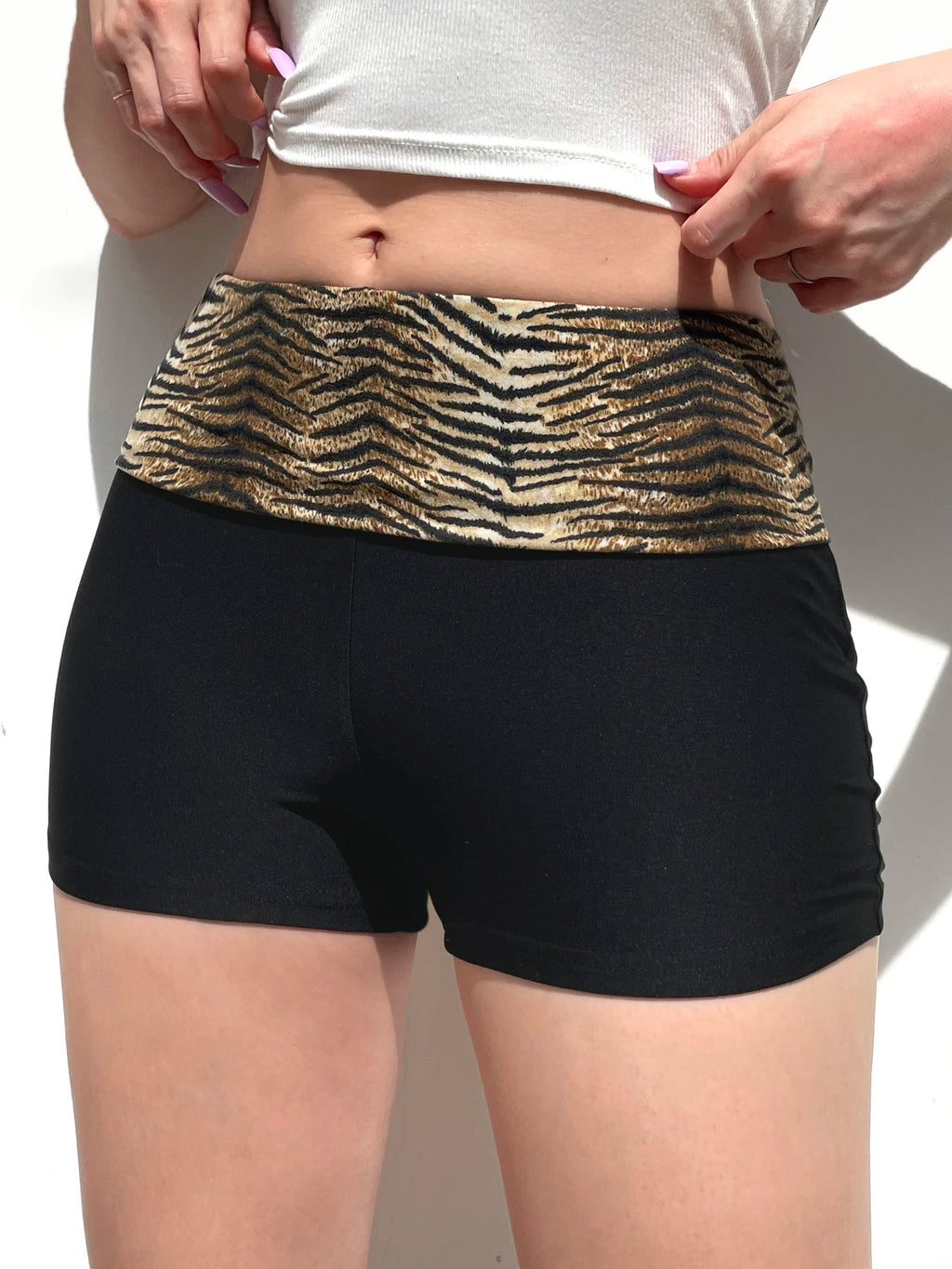 Contrast Animal Stripe Waist Slim Black Shorts for Summer Skinny Hot Short Pants Rave Baddie Outfits