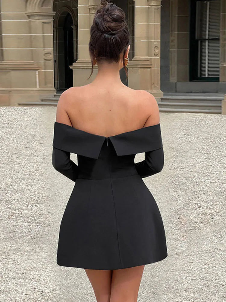 One-shoulder A-line Dress for Autumn New Slim Mini Dress Flare Long Sleeve Splice Female Party Dresses