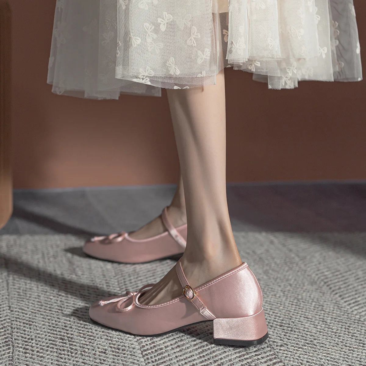 /girl's Pink Silk Pumps Sweet Bowtie Mary Janes Shoes Woman Square Toe Silk Tacones Ballerina Shoes Medhgh Heels Bow Shoes