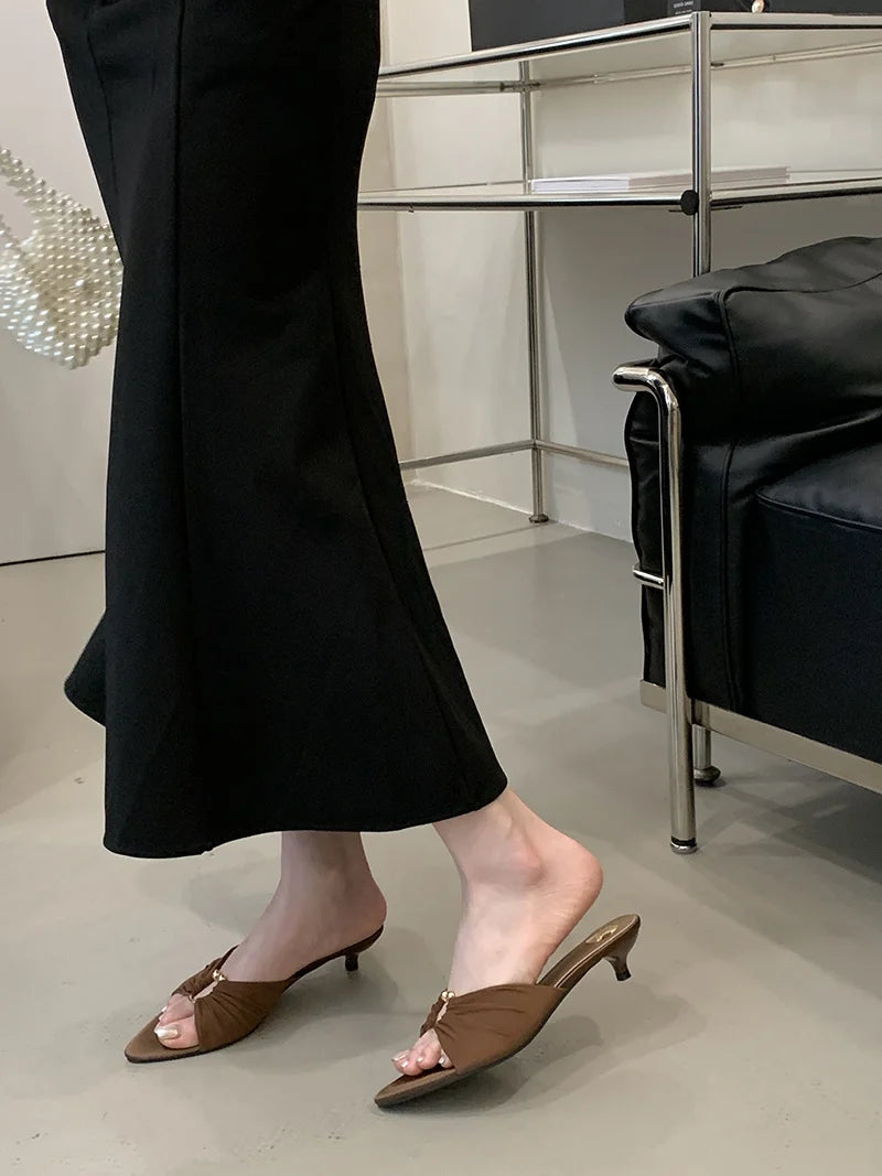 Pleated Silk Hollow Out Metal Buckle Slippers Sandal Summer Pointed Toe Low Thin Heels Beach Party Female Shoes