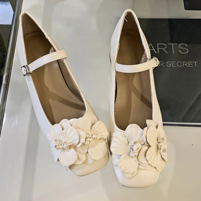 Chunky Heel Flower Mary Jane Shoes Fashions Low Heel Shoes Square Toe Ballet Shoe Designer Pumps Female