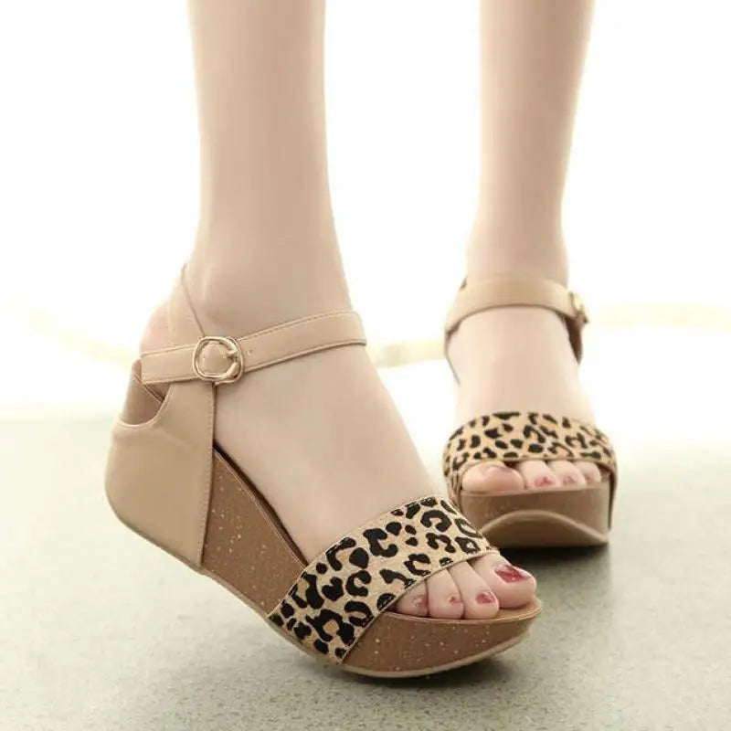 Summer New Genuine Horsehair Highheeled Thicksoled Leopardprint Roman Slopeheeled Sandals 32 33 Small Size Shoes