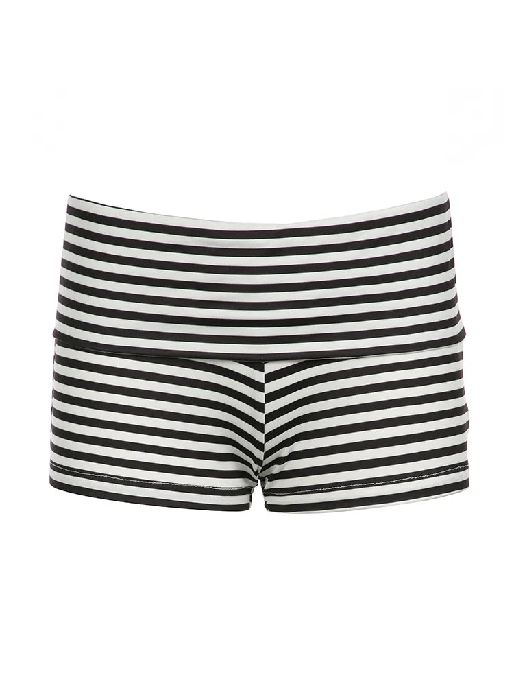 Black White Stripe Slim Shorts for Low Waist Summer Booty Short Pants Simple Vacation Outfits