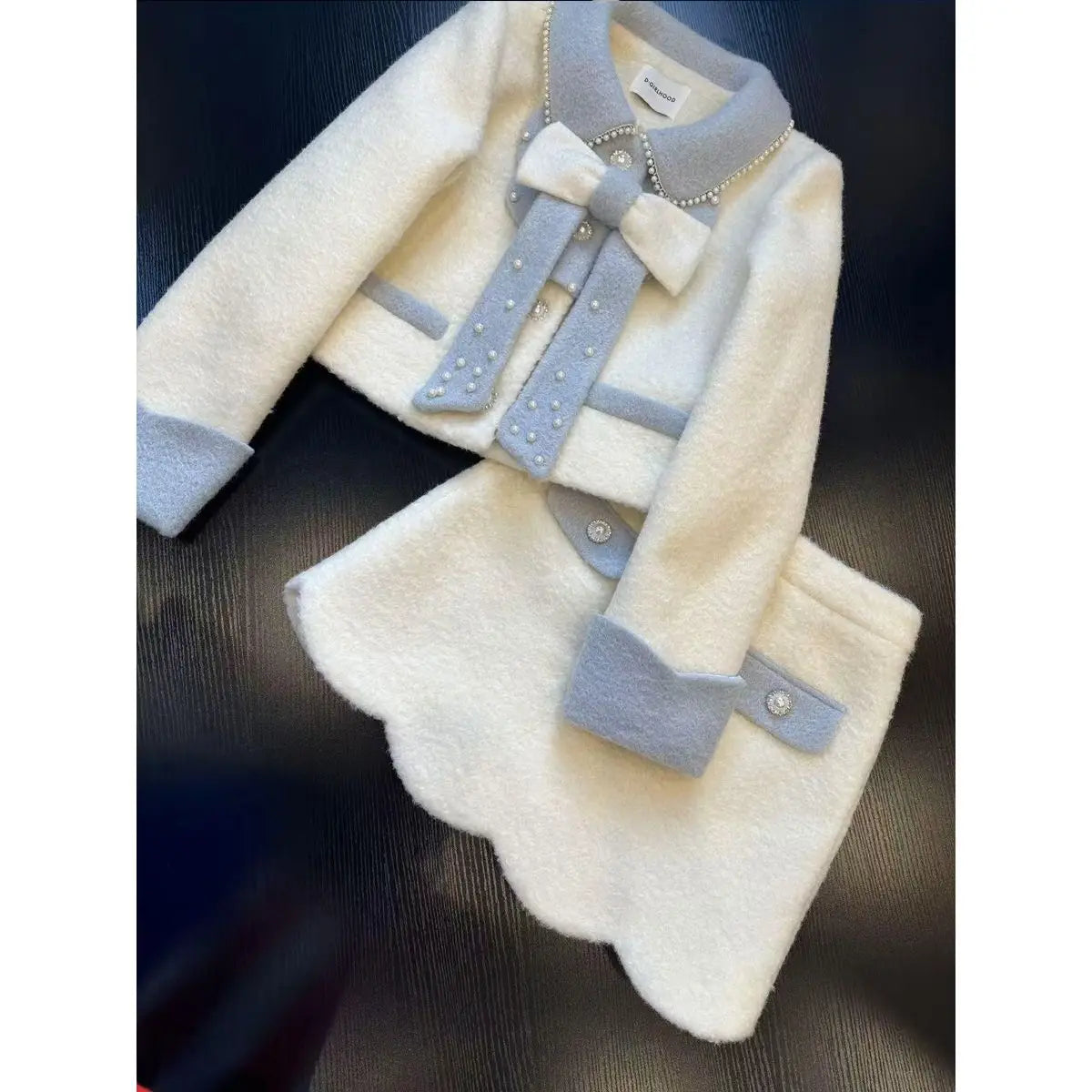 Sweet Hot Girl Suit Autumn/winter Bow Beaded Longsleeved Coat High Waisted Aline Skirt Twopiece Set Female Clothes