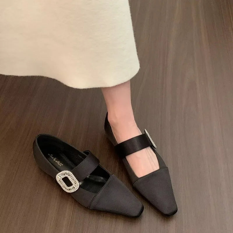 New Satin Flat Shoes Flashing Rhinestone Decoration Ballet Shoes Soft and Comfortable Dress