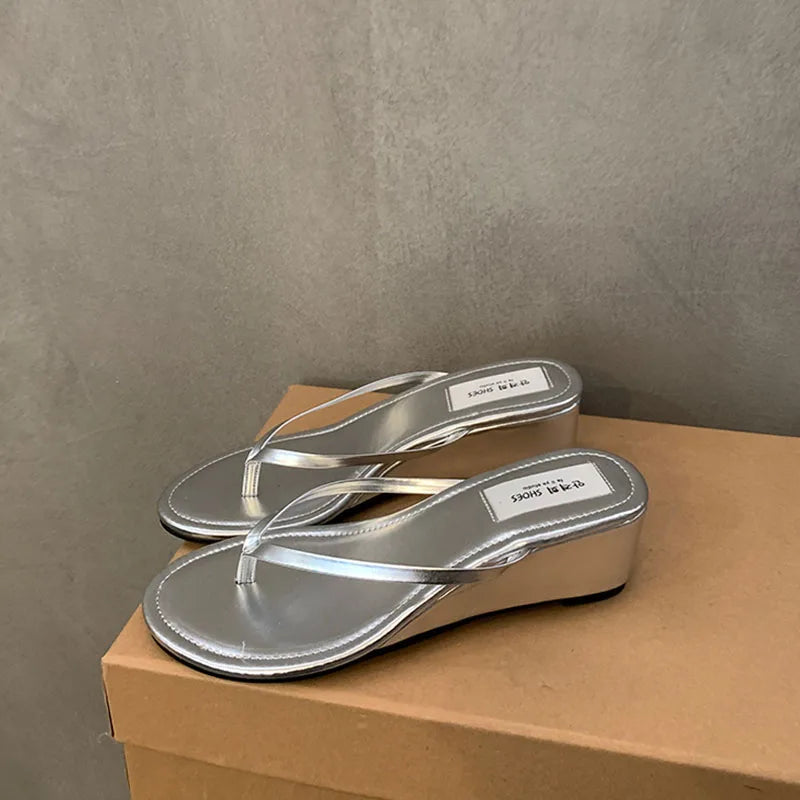 Summer New Slipper Narrow Band Slip on Flip on Shoes Low Wedge Heel Outdoor Dress Slides New Woman