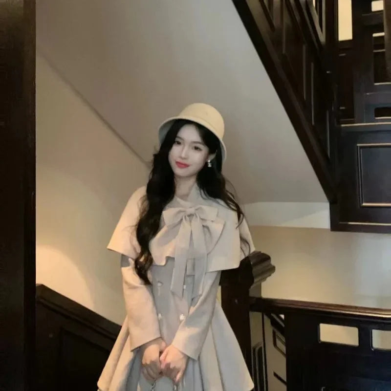 Sweet Hot Girl Retro Suit Autumn and Winter Shawl Cape Longsleeved Double Breasted Coat Twopiece Set Female Clothes