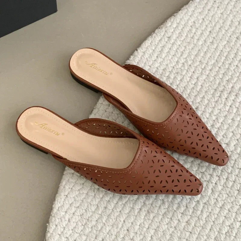 Summer Hollow Flat Slippers Comfortable Soft Bottom Nonslip Sandals Pantuflas Mujer