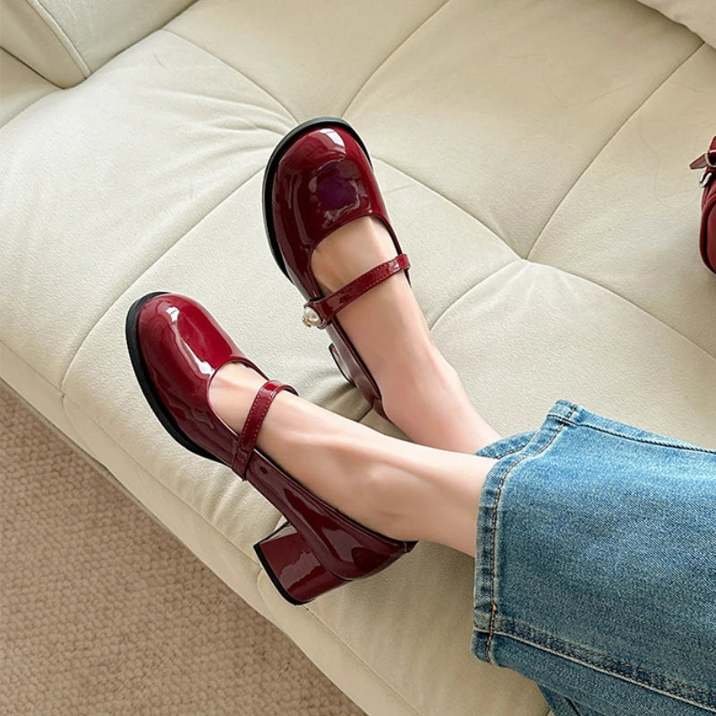 Sweet Round Head Patent Leather Mary Jane Shoes Brand Design Square Heel Tripping Strap Party Wedding Single Shoes