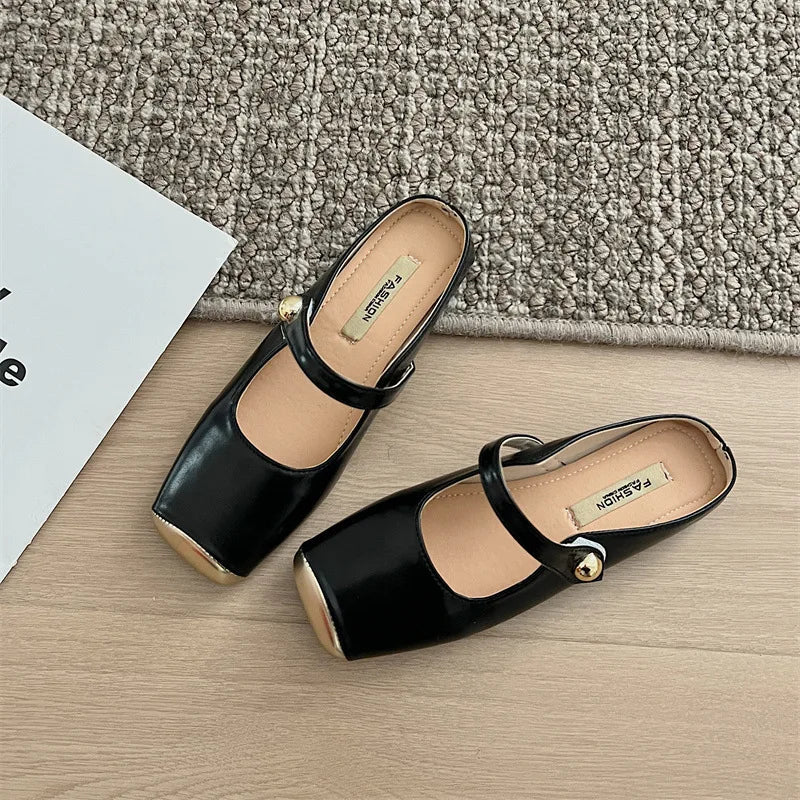 New Leather Low Heel Slipon Muller Shoes Soft Sole Shoes Outdoor Walking Woman Single Shoes