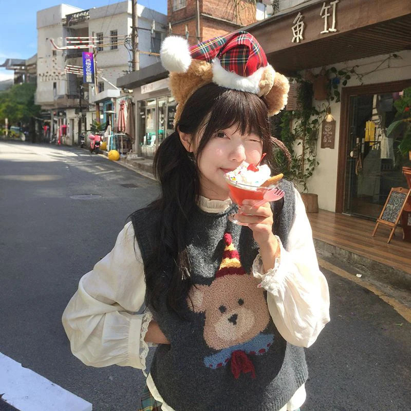 Kawaii Cartoon Bear Sweater Vest Japanese Print Knitted Pullovers Waistcoat Aesthetic Knitwear Korean Sleeveless Jumpers