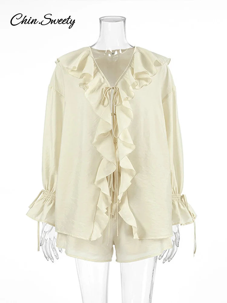 Loose Ruffles Shorts Set for 2 Pieces V Neck Hollow Out Shirts Wide Leg Short Pants Spring Summer Lady White Suit