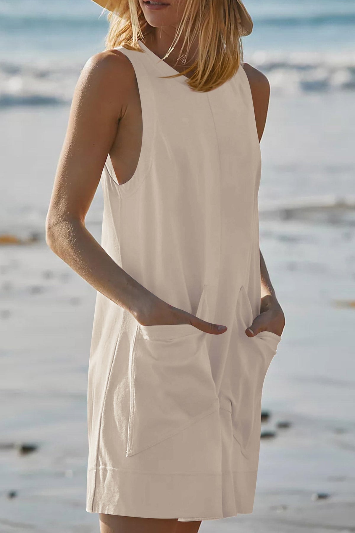 Front With Pockets Sleeveless Rompers