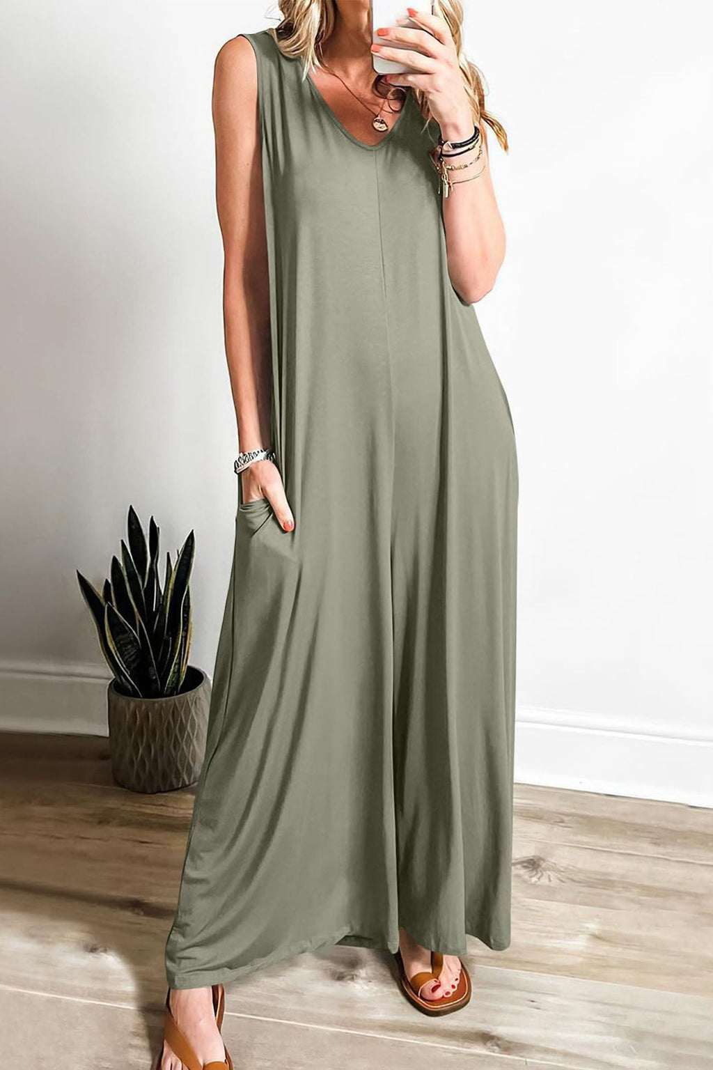 V Neck Pocket Wide Leg Jumpsuits
