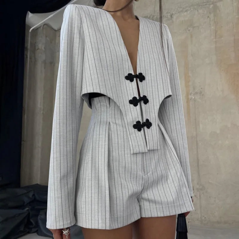Designer ’s Striped Set Oversized Blazer Two Pieces Set for Pullover Long Sleeve Shirt Tops and Shorts