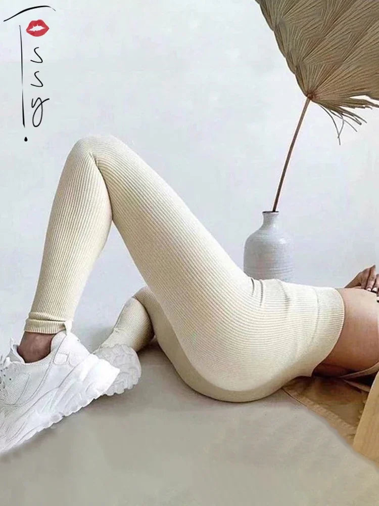 Ribbed Yoga Leggings Sports Tights Seamless Knit Yoga Pants White Femme Gym Leggings Skinny Workout Fitness Push Up