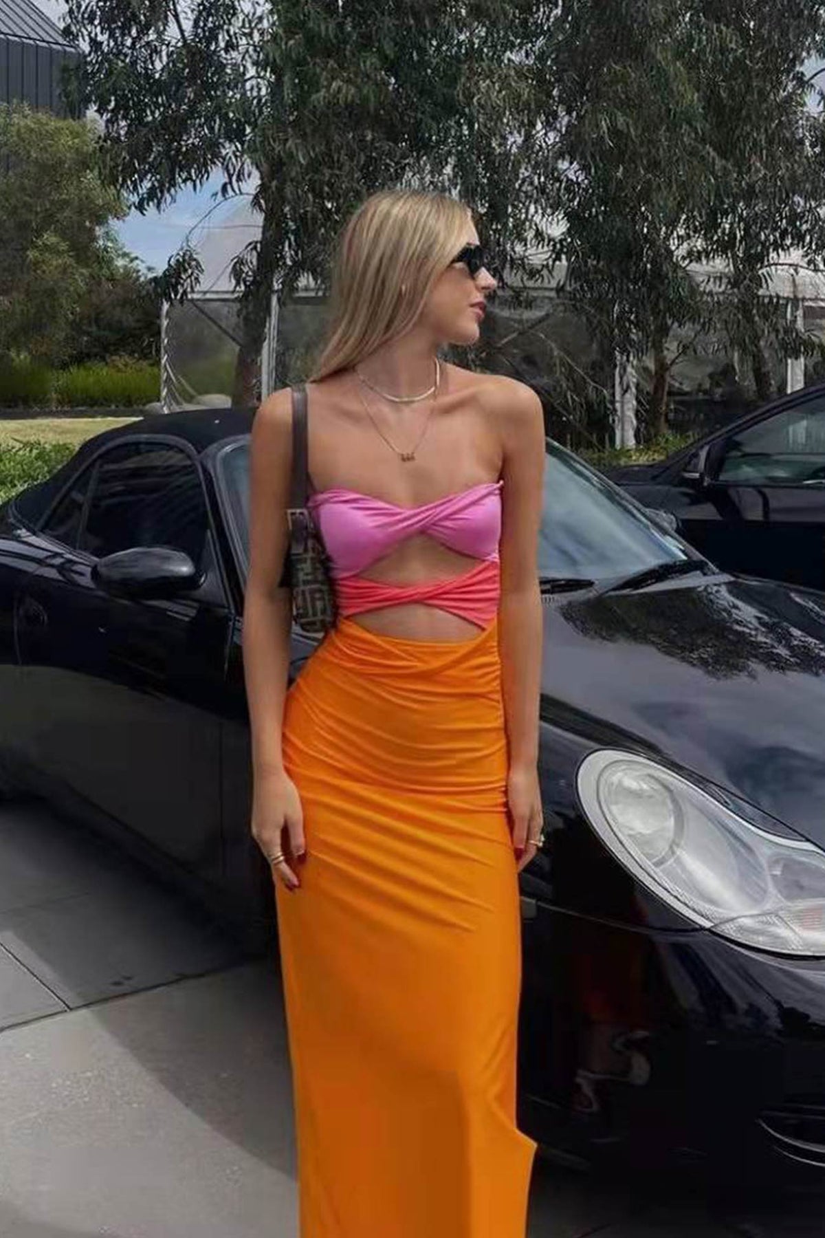 Twisted Front Cut-out Contrast Midi Dress