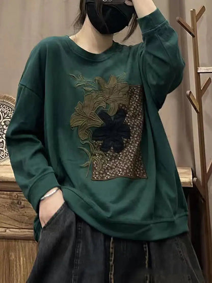 Lily Embroidery Sweatshirt