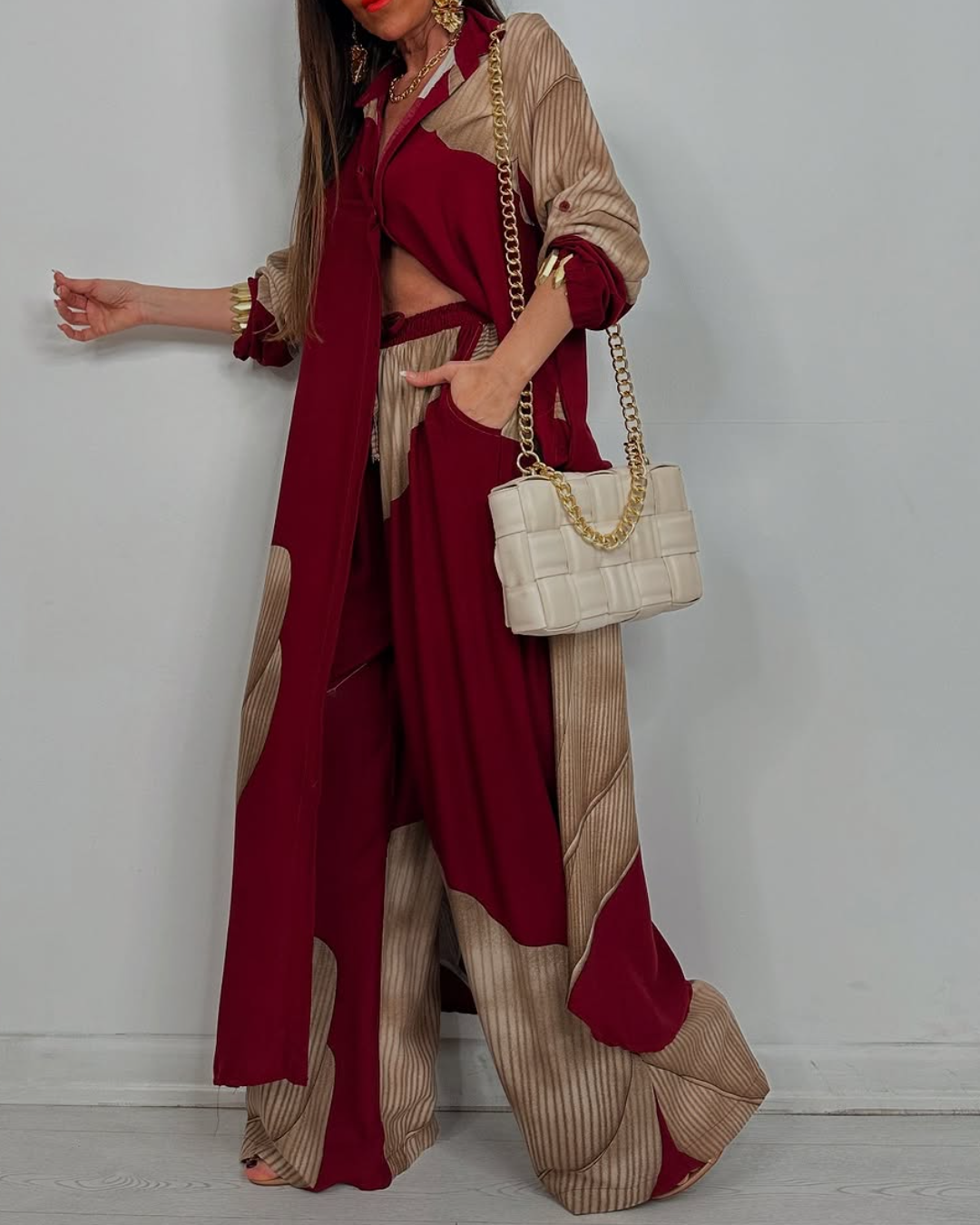 V-neck Patchwork Printed Top and Pants Commuting Suit