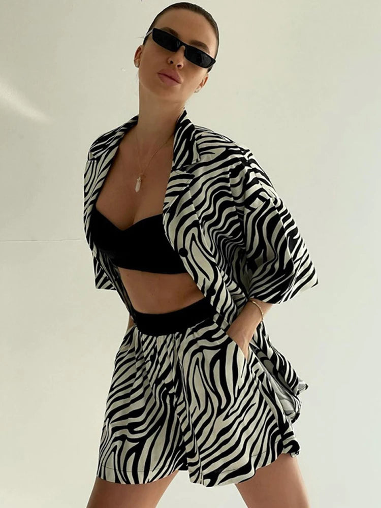 Two Piece Sets Outfits Zebra Printed Loose Shirt Tops and High Waist Shorts Set Summer New