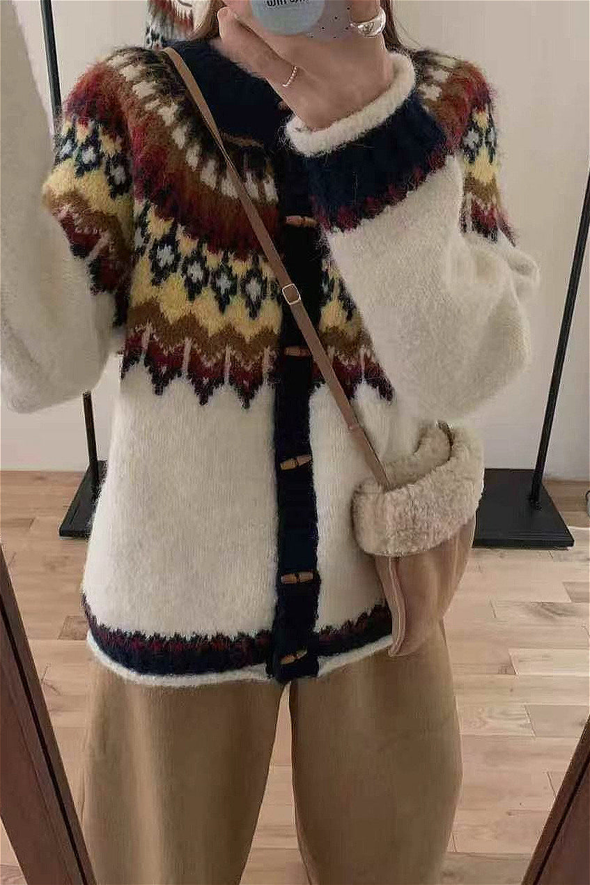 Crew Neck Fair Isle Horn Button Knit Cardigan