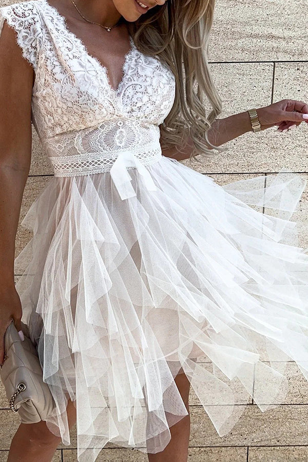 V-neck Lace Sleeveless Layered Midi Dress