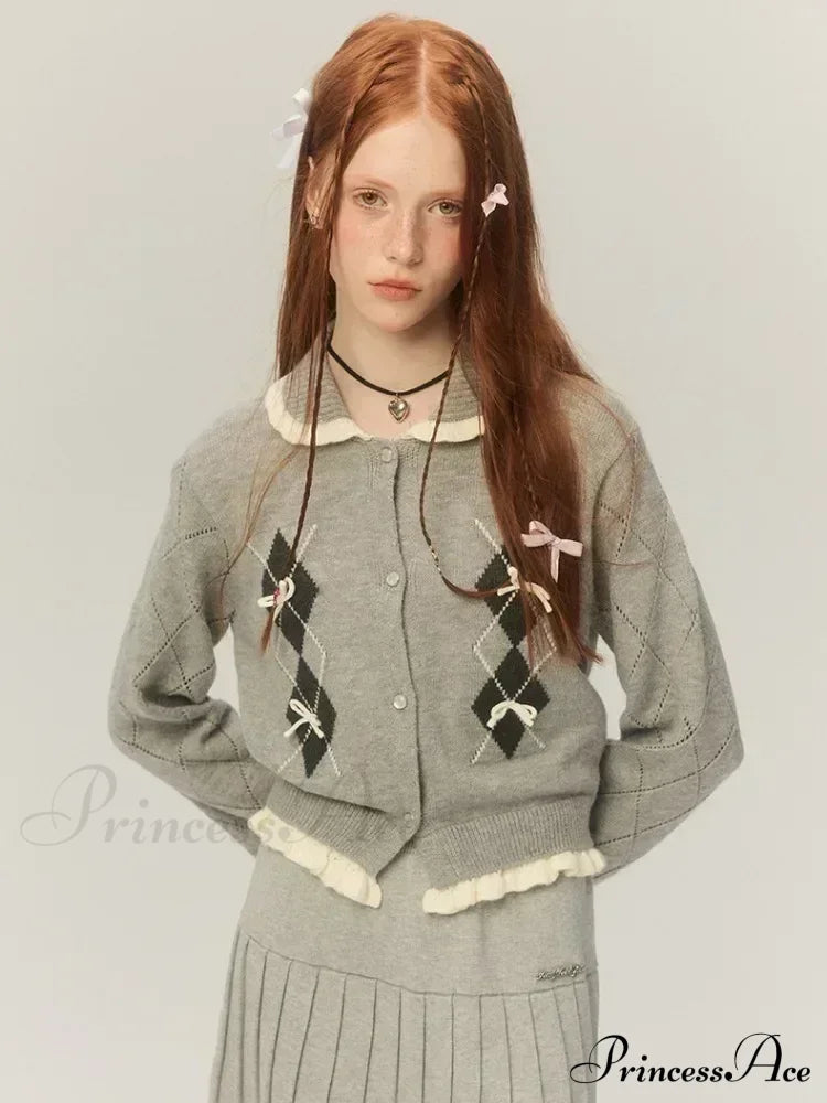 Argyle Collar Stylish Buttoned Knitted Cardigan