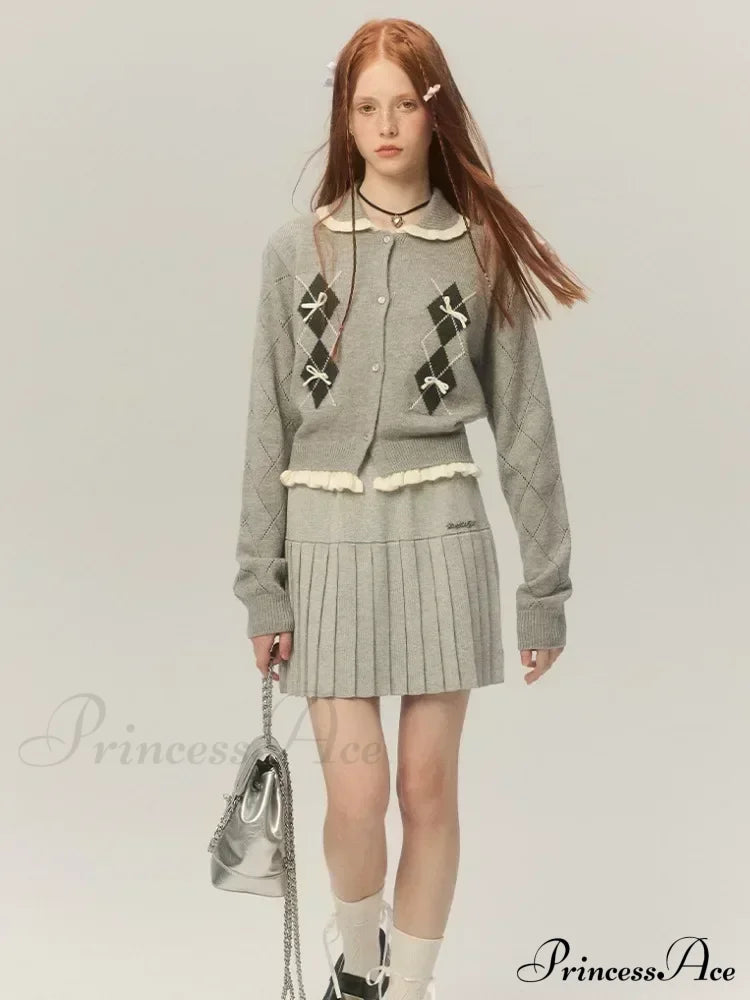 Argyle Collar Stylish Buttoned Knitted Cardigan