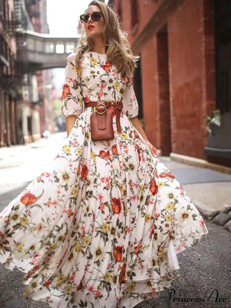 Bohemia Maxi Dress With Round Neck and Half Sleeves