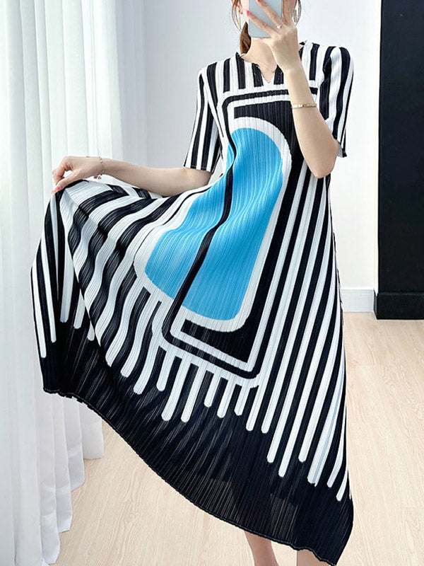 A-line Loose Pleated Printed V-neck Midi Dresses