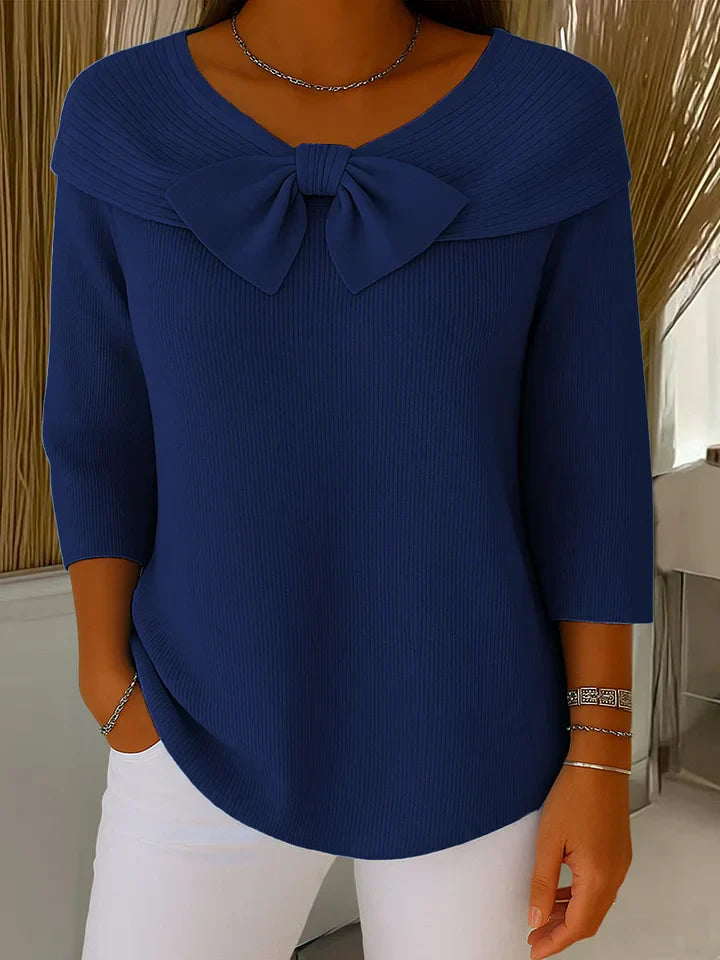 Mylie – Knitted Sweater With a Round Neckline