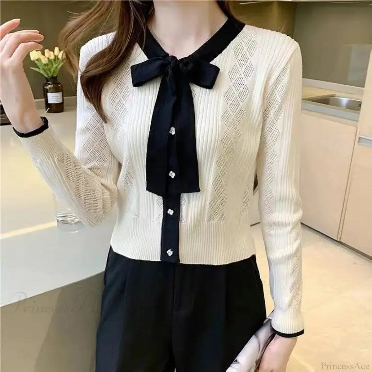 Contrast Color Button V-neck Knit Cardigan