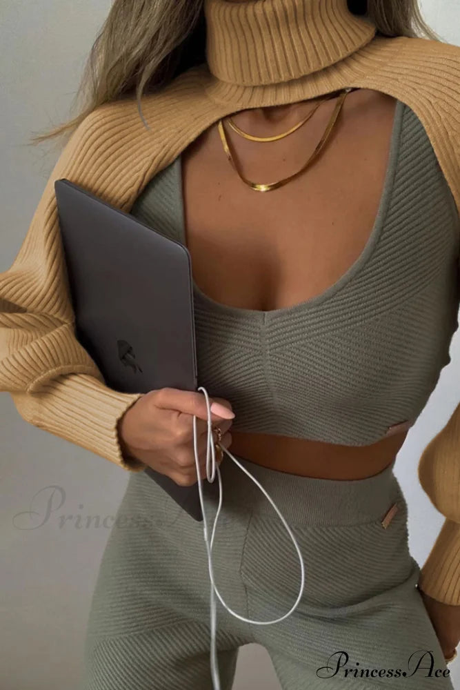 Cover-up Knit Ribbed Turtleneck Sweater