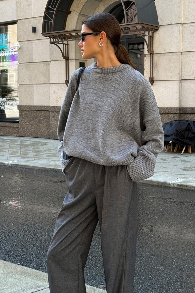 Classic Crew Neck Relaxed Knit Sweater