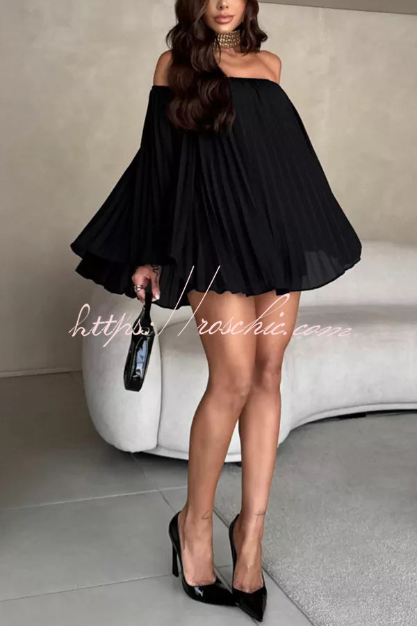 Off-the-shoulder Pleated Loose Top and Elastic Waist Shorts Set