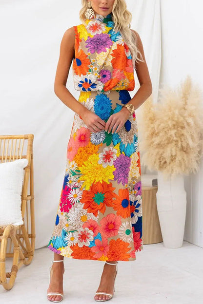 Land of Beauty Print Halter Neck Elastic Waist Party Maxi Dress