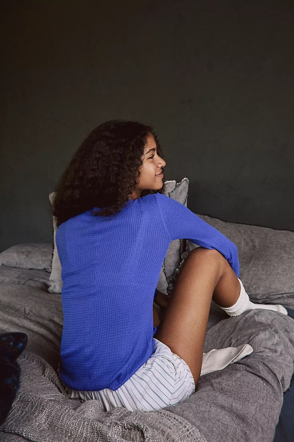 Single-button Fitted Long-sleeve Knit Cardigan