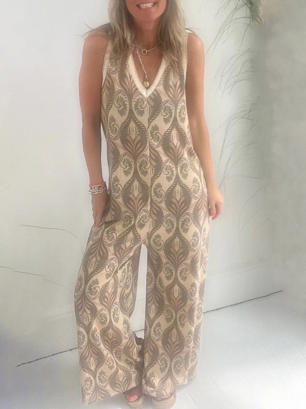 V Neck Sleeveless Printed Wide-leg Pants Jumpsuits