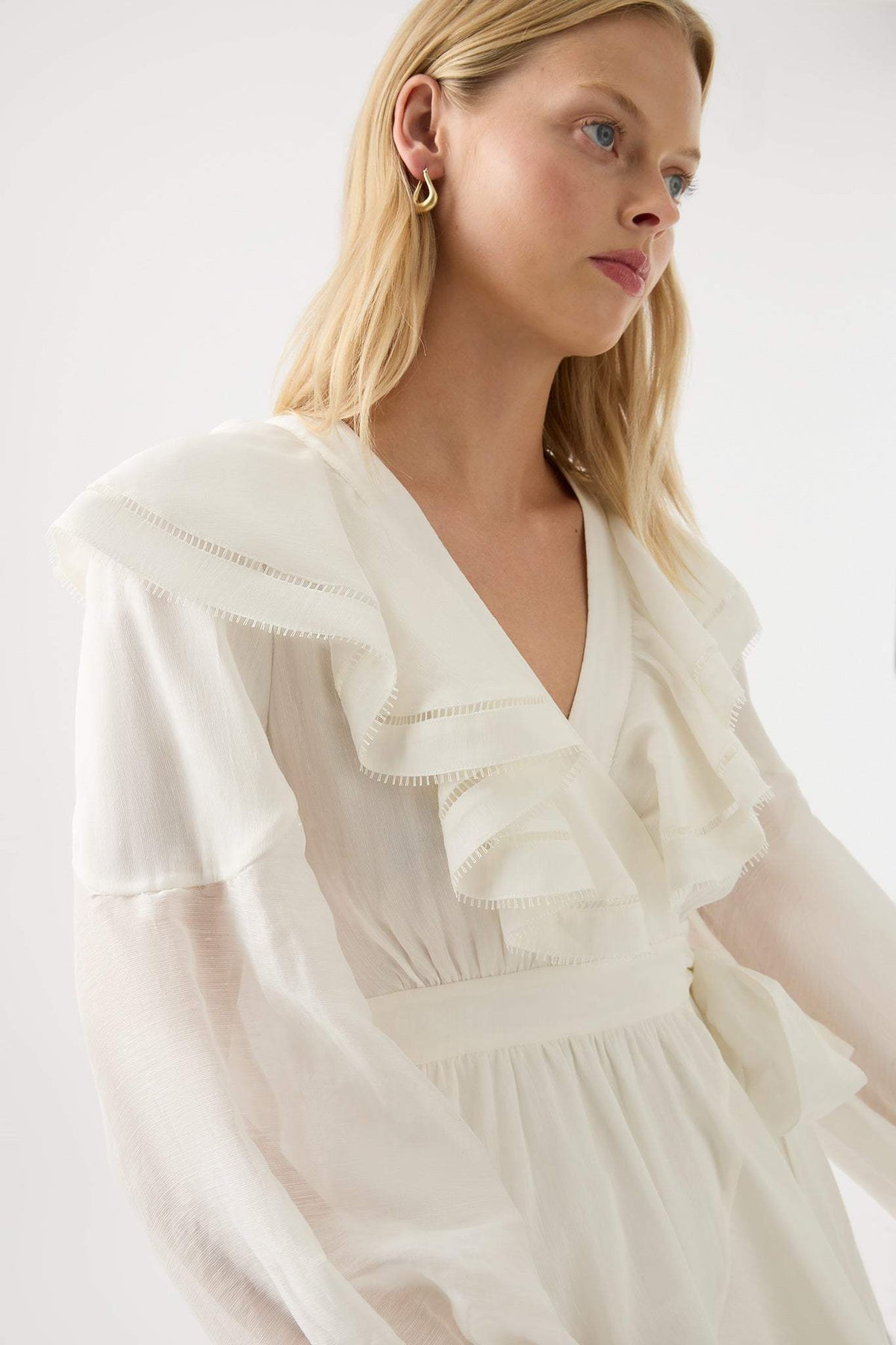 White Long Sleeve V-neck Asymmetric Ruffle Hem Midi Dress