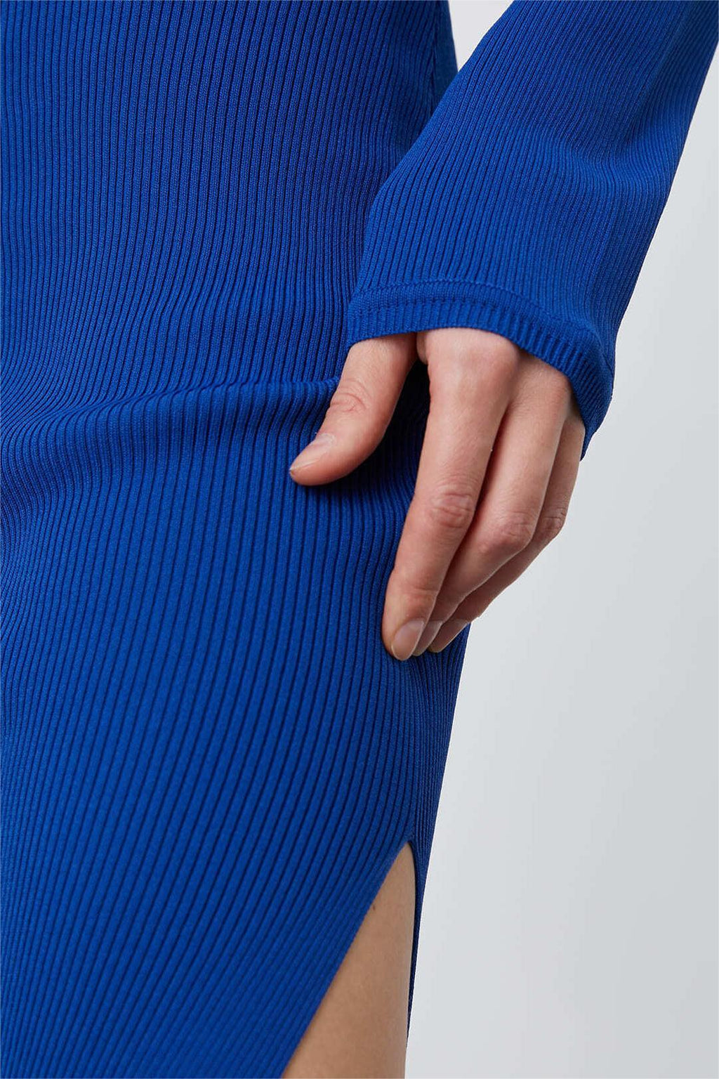 Knit Long Sleeve Split Midi Dress