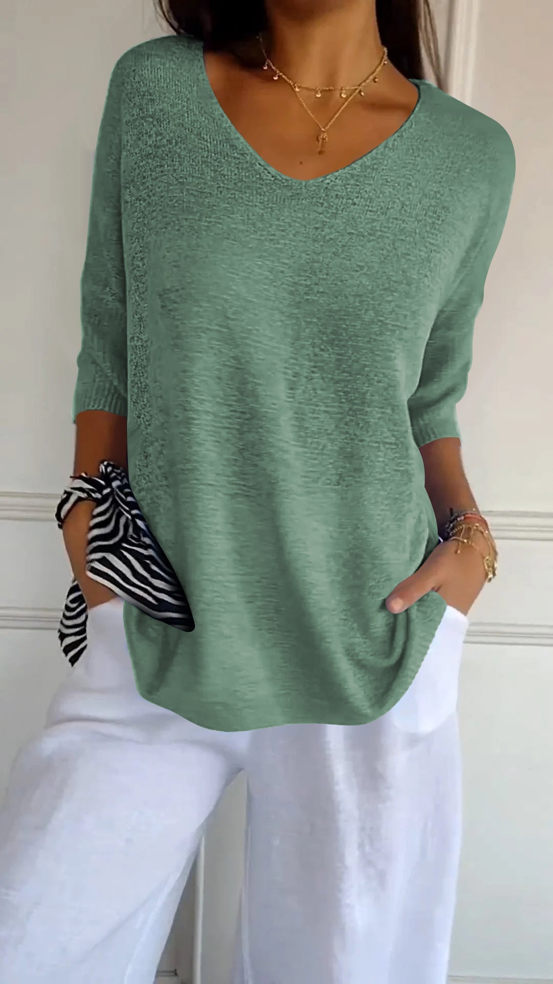 Piper - V-neck Knit Sweater