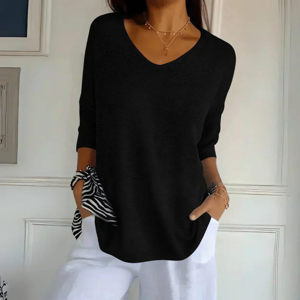 Maddie - Relaxed V-neck Sweater