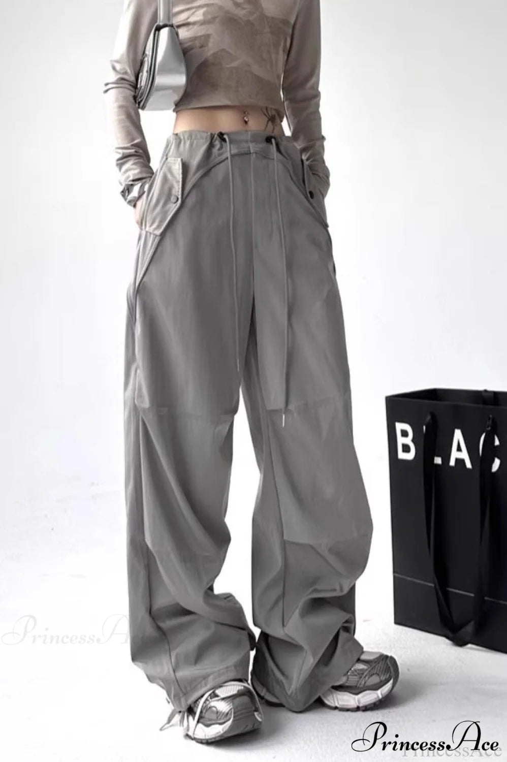 Parachute Wide-leg Cargo Pants