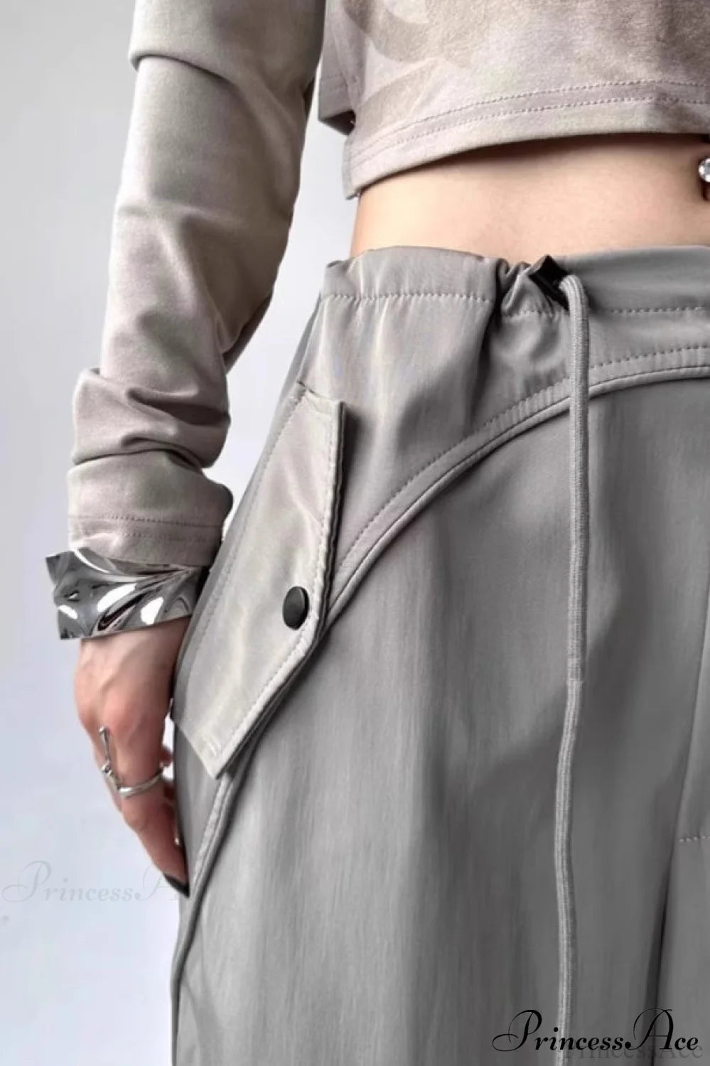 Parachute Wide-leg Cargo Pants