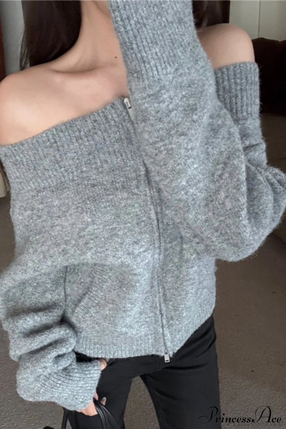 Retro Zip Off-shoulder Slim-fit One-size Knit Cardigan