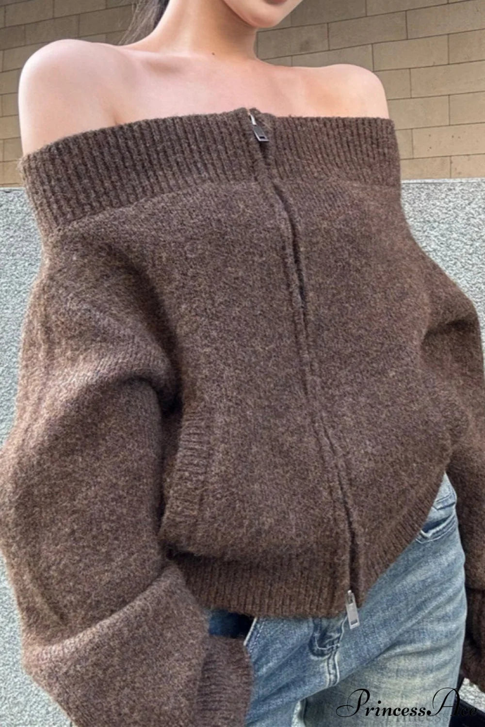 Retro Zip Off-shoulder Slim-fit One-size Knit Cardigan